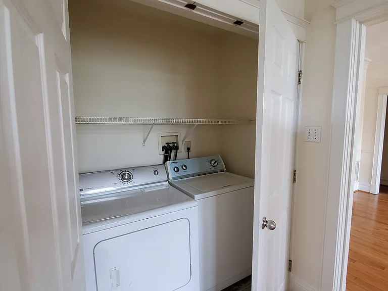 5861 Nina Pl #3W — Photo 8
