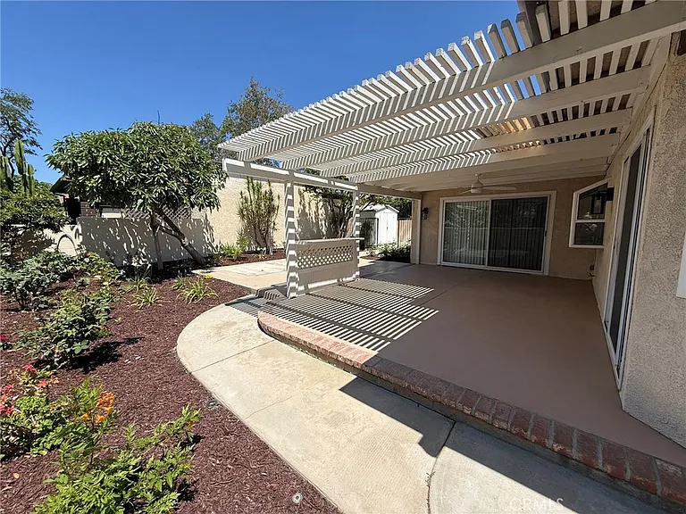 860 Calle Del Sol — Photo 17