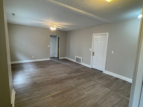 5th image of 3617 Brookside Pkwy