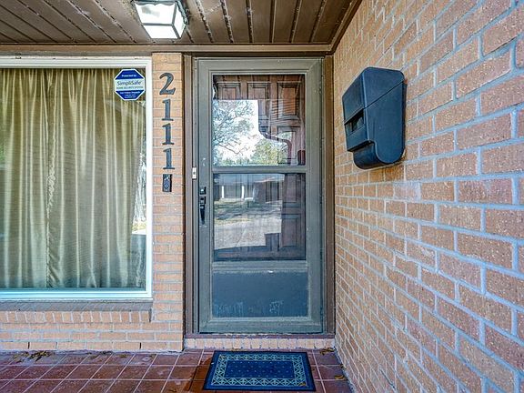 5th image of 2111 Ansbury Dr