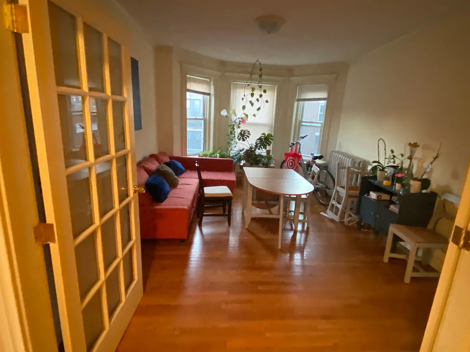 2 bed, 1200 sqft, $3,600 — Photo 2