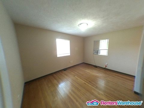 2nd image of 10 Inglewood Dr