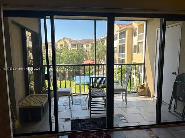 600 Uno Lago Dr #302 — Photo 6