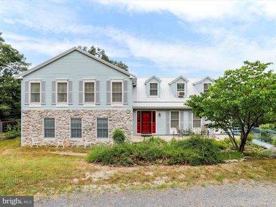 395 Oak Park Rd, Burlington, WV, 26710
