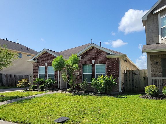 2nd image of 14227 Pointa Vera Dr