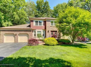 8 Pence Rd, Manalapan, NJ 07726