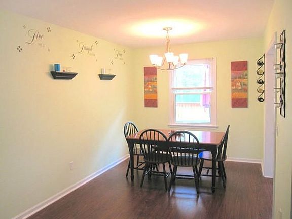 4th image of 26931 Oakmead Dr