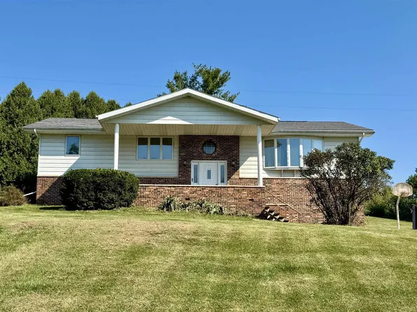 5504 British Hollow Road, Potosi, WI 53820