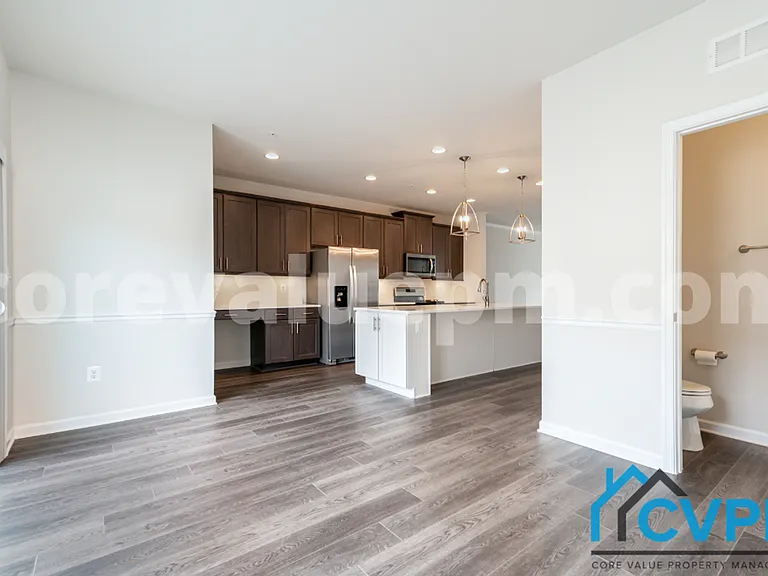 7772 Willow Oak Ct — Photo 10