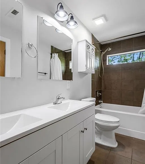 110 Moreland Ave SE #F — Photo 23