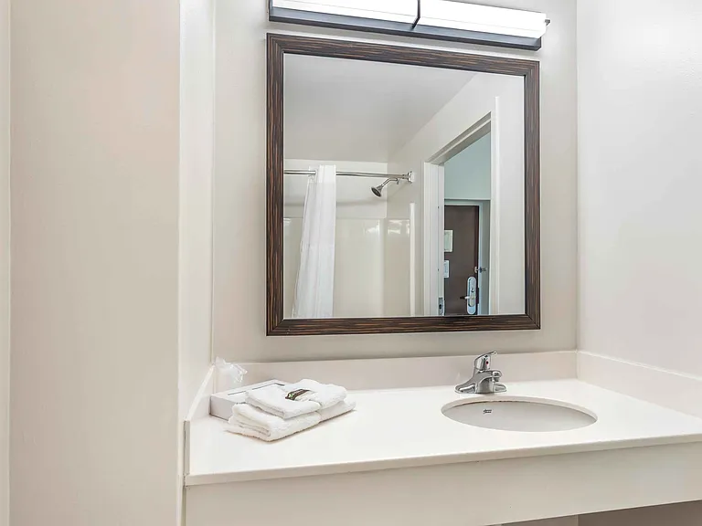 Studio Suite - 2 Queen Beds