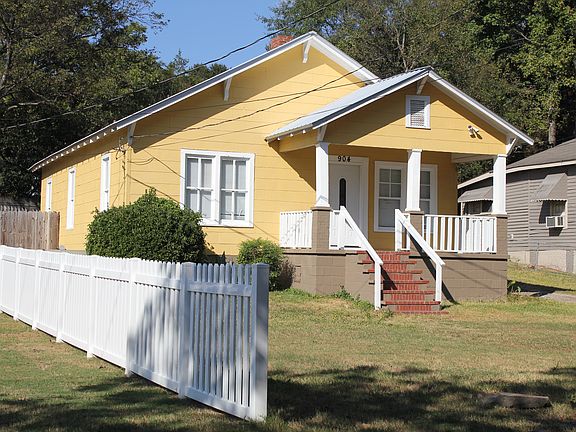 2nd image of 904 21st St