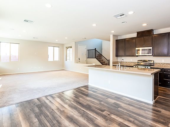 3rd image of 1012 Pine Vista Ct