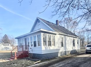 810 Thresher Ave, Benton Harbor, MI 49022