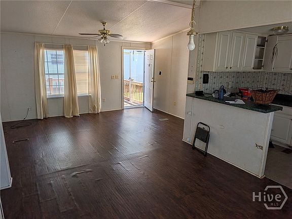 5th image of 205 Rushing Street