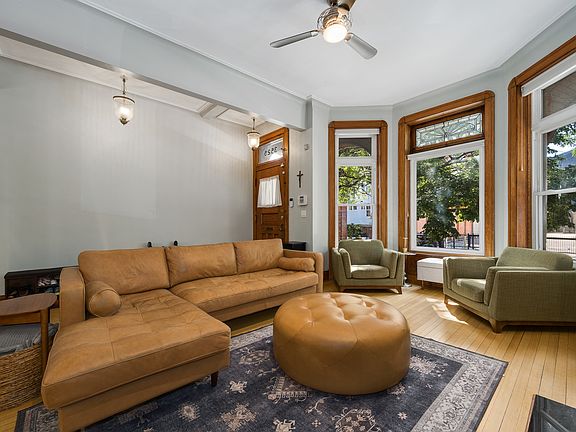 5th image of 3525 N Sheffield Ave #1