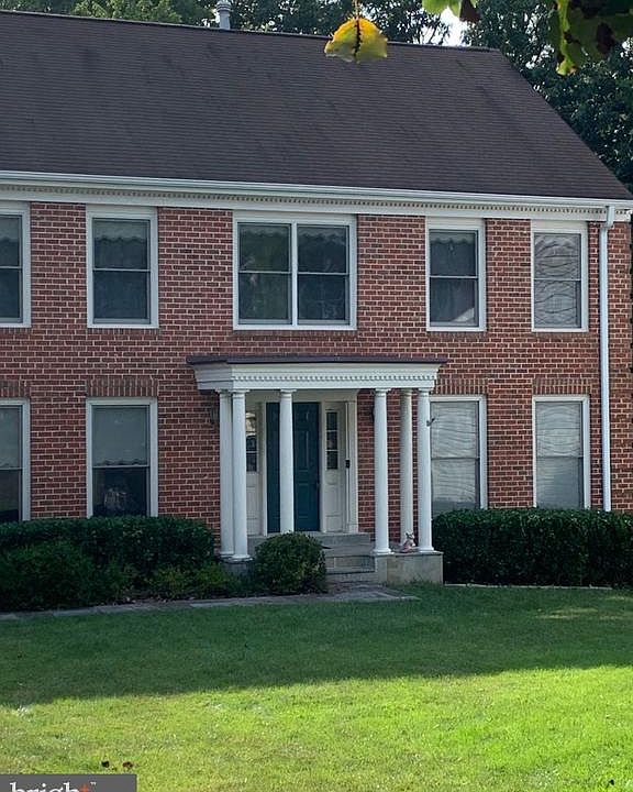 1st image of 4417 Galesbury Ln