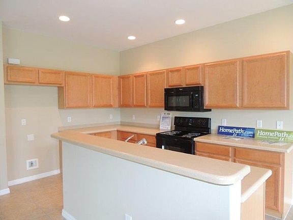 2nd image of 2173 Fairmont Ln