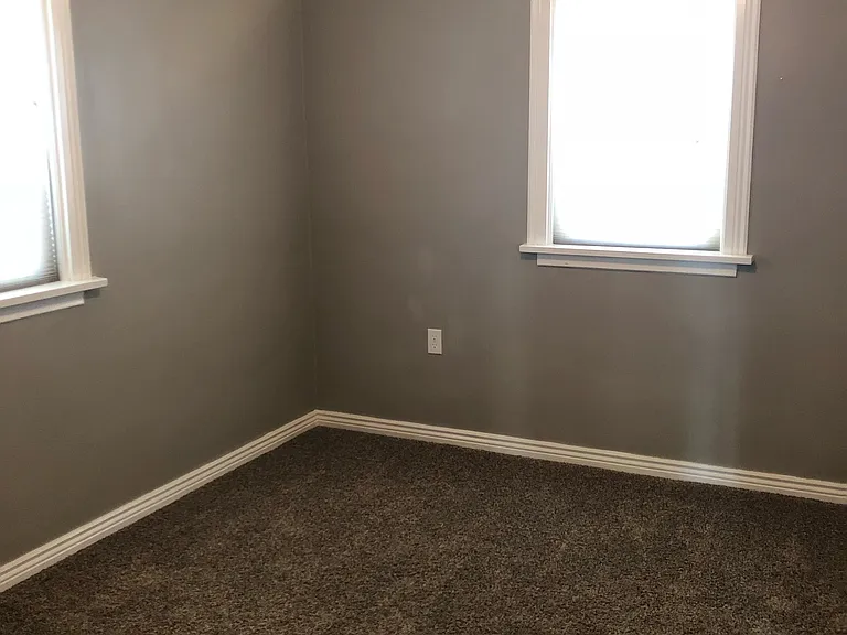 530 N 800 W — Photo 5