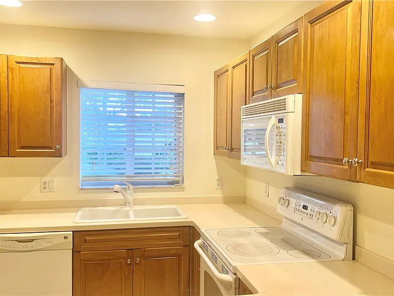 9440 Ivy Brook Run #507 — Photo 5
