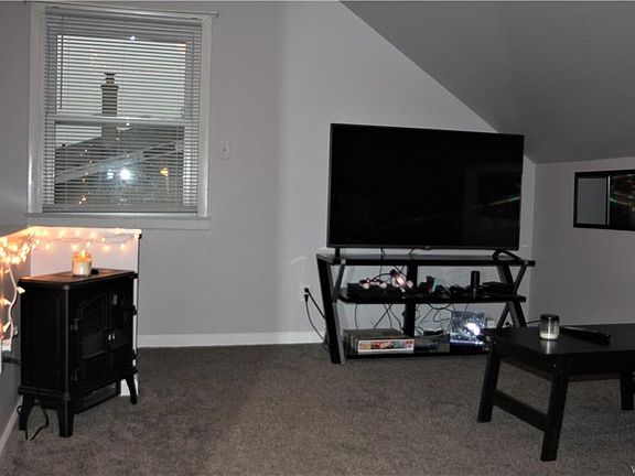 2nd image of 80 Nadon Pl
