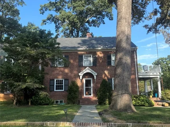 1022 W 45th St, Richmond, VA 23225