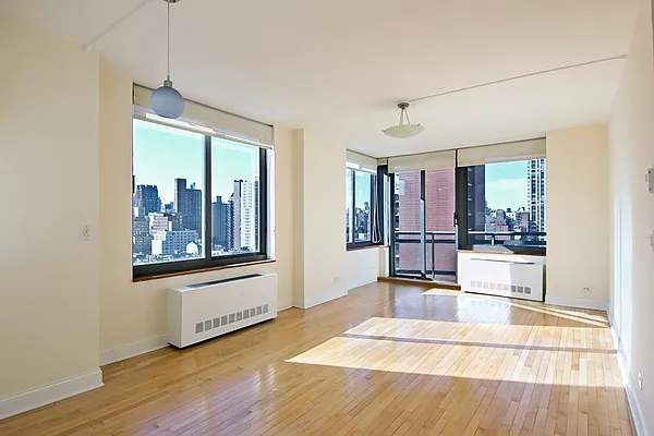 Rented by Corcoran | media 20