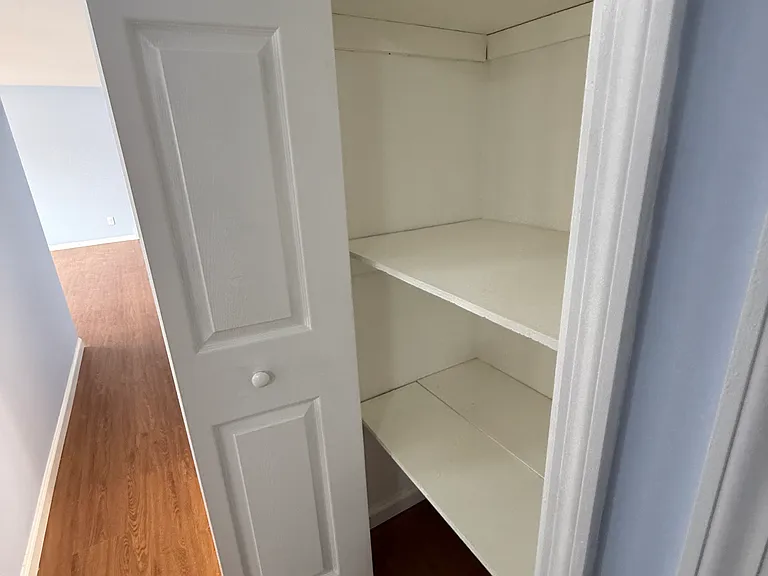34 Jackson Ave — Photo 9