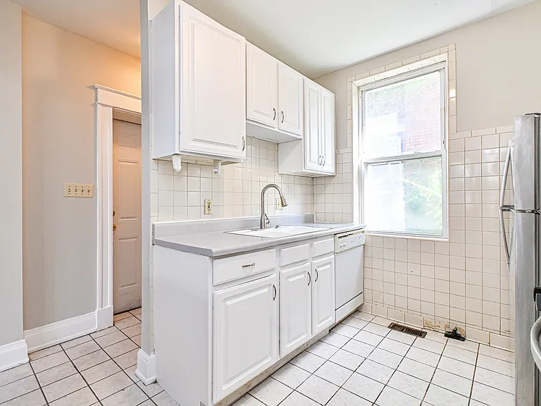 3280 Jefferson Ave #1 — Photo 31