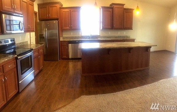 4th image of 19419 26th Av Ct E