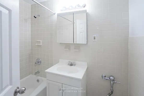 Rented by Copperwood Real Estate | media 30