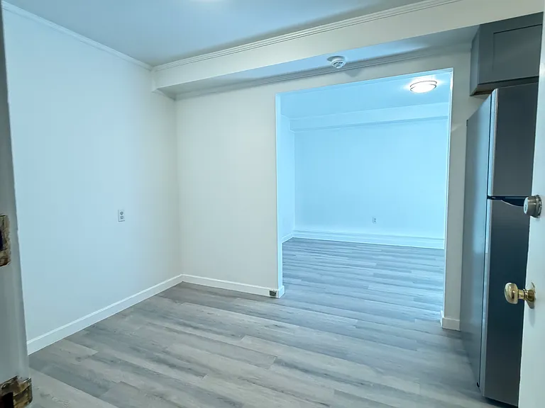 73 Cervantes Blvd #B — Photo 5