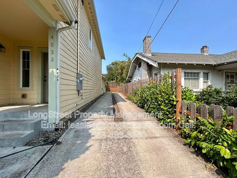 4833 NE 18th Ave — Photo 24