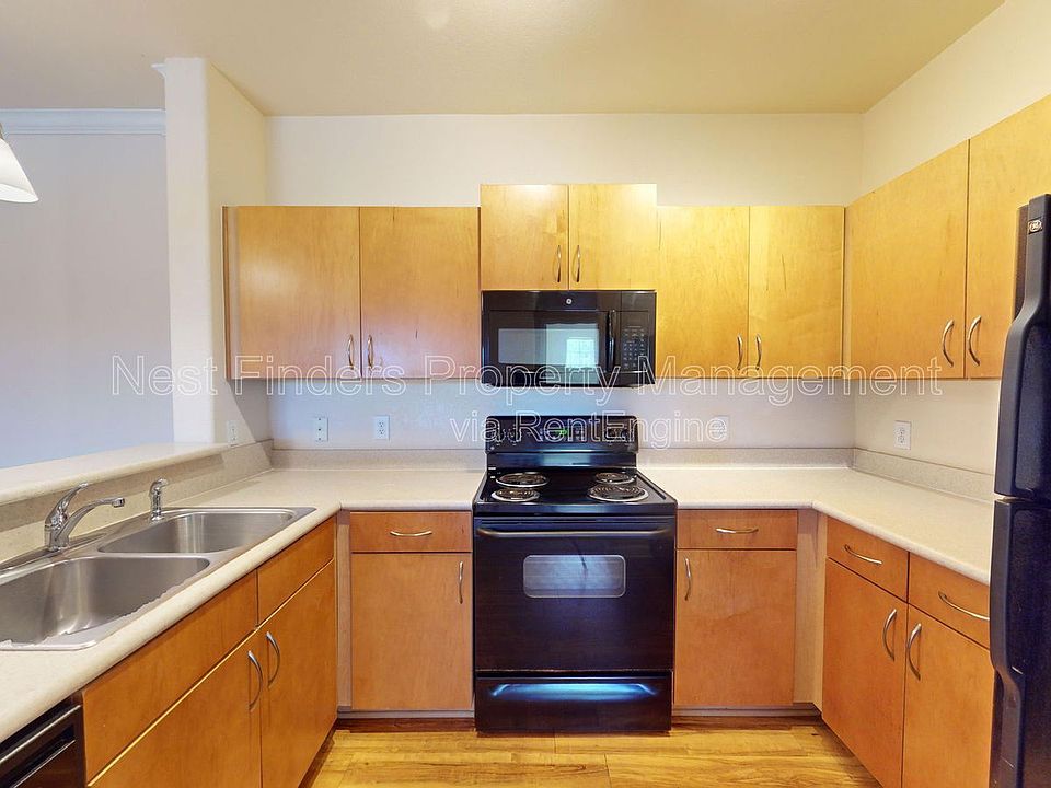 1st image of 8290 Gate Pkwy W #314
