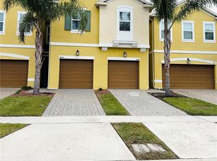 9890 Red Eagle Dr, Orlando, FL 32825