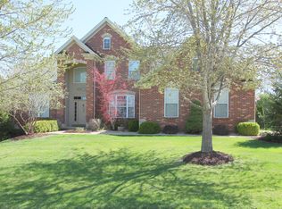 1460 Lucerne Manors Dr, Weldon Spring, MO 63304