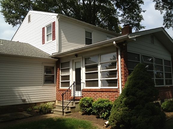 5th image of 120 Dunbarton Dr