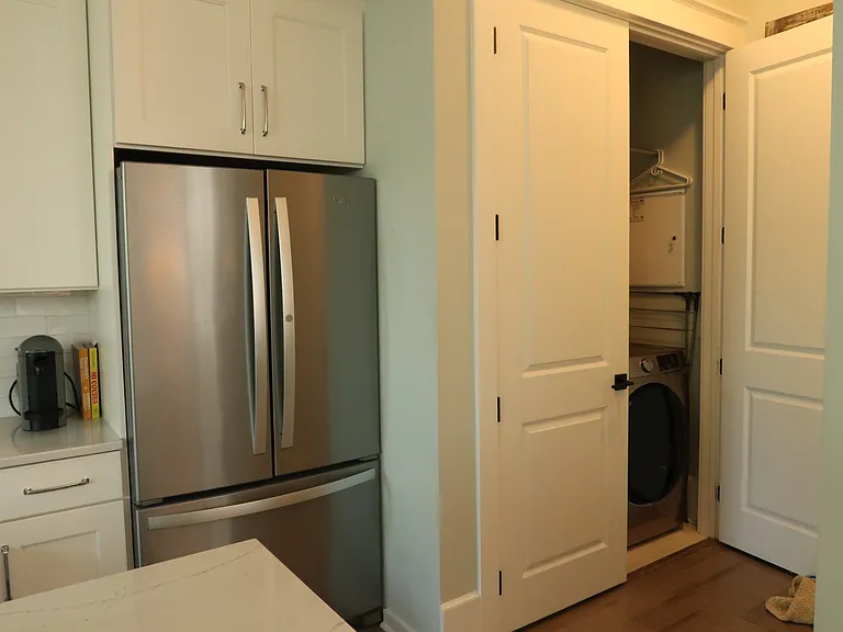 994 Key Colony Ct — Photo 9