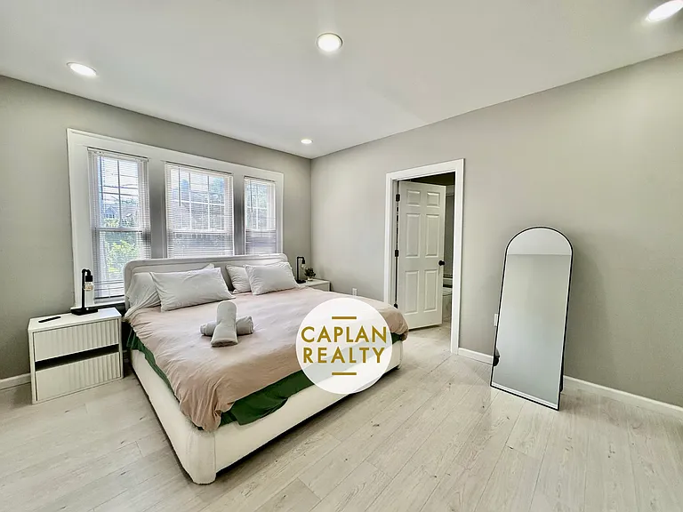 432 Lighthouse Rd — Photo 8