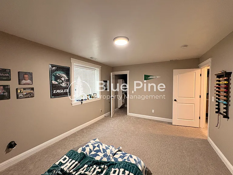 1890 Mesa Canyon Dr — Photo 24