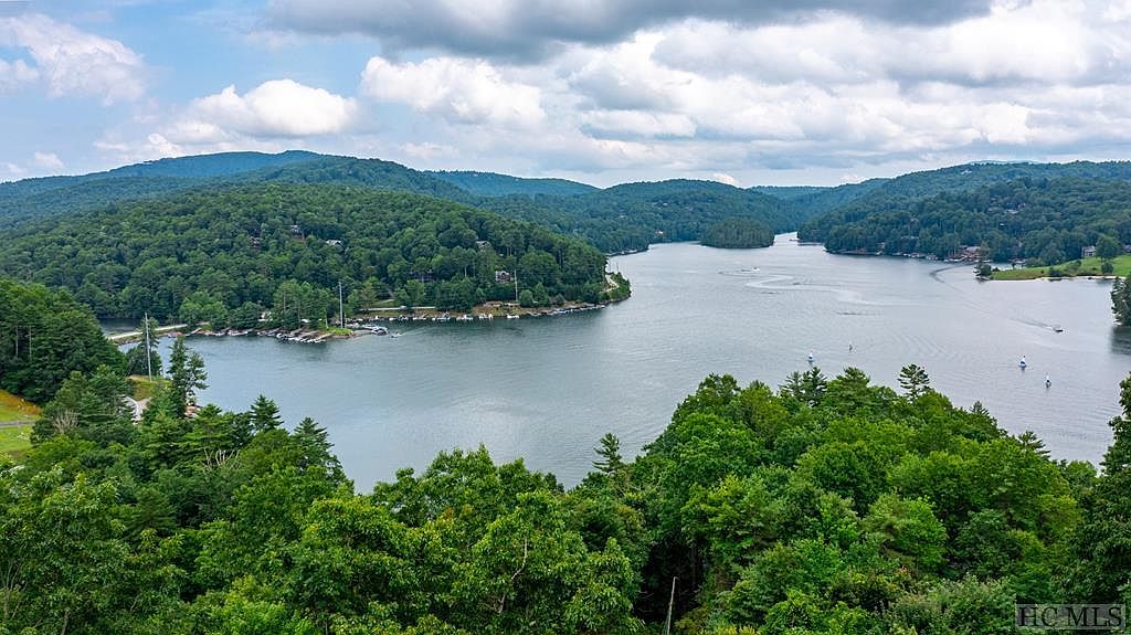 132 Wisteria Way, Glenville, NC 28736 Zillow