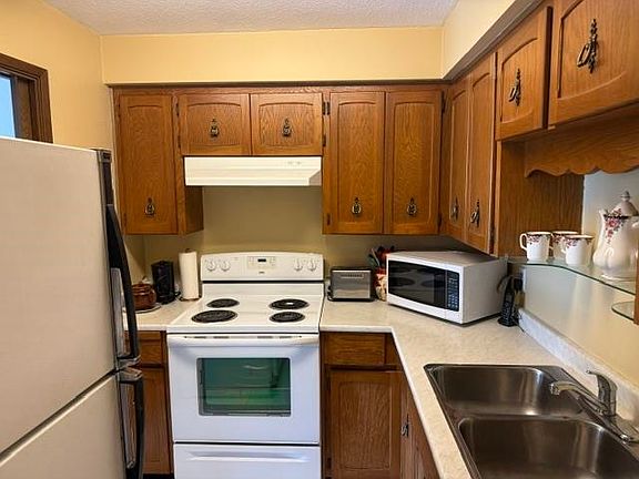 5th image of 5155 Imperial St #103