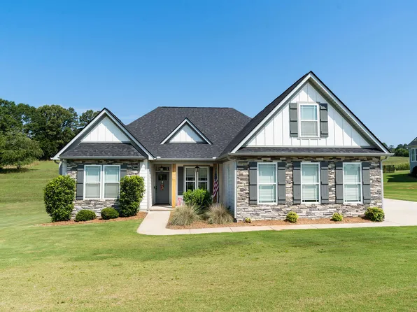 240 W Ridgewater Dr, Chesnee, SC 29323