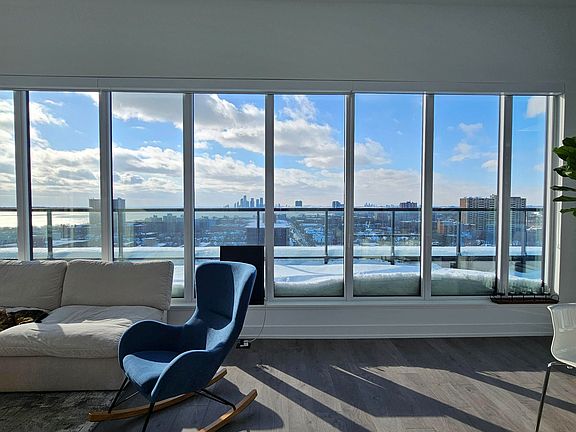 4th image of 270 Dufferin St #Penthouse 12