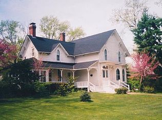 481 S Court St, Crown Point, IN 46307