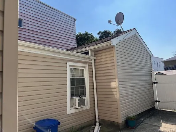 22-20 126th Street image 3 of 6