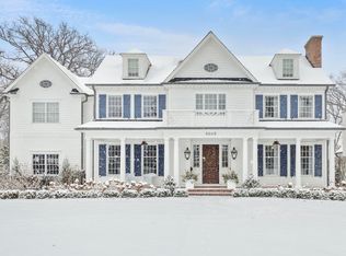 4609 Downers Dr, Downers Grove, IL 60515