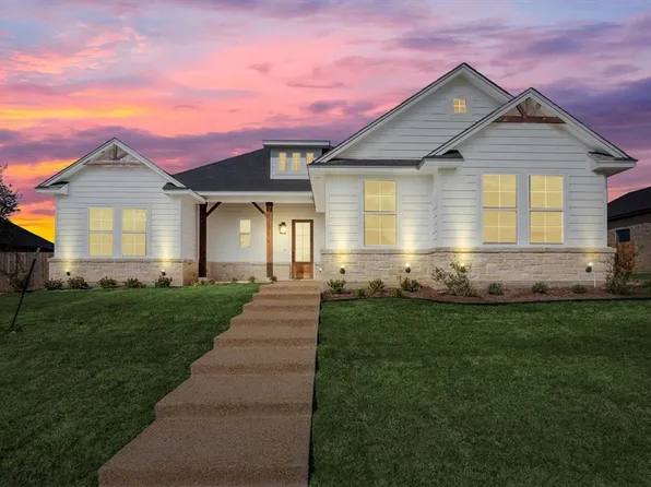 10205 Castleberry Ln, Waco, TX 76712