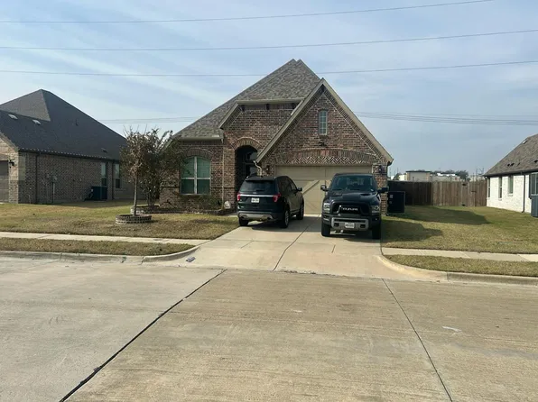 2125 Liriope Ln, Waxahachie, TX 75165