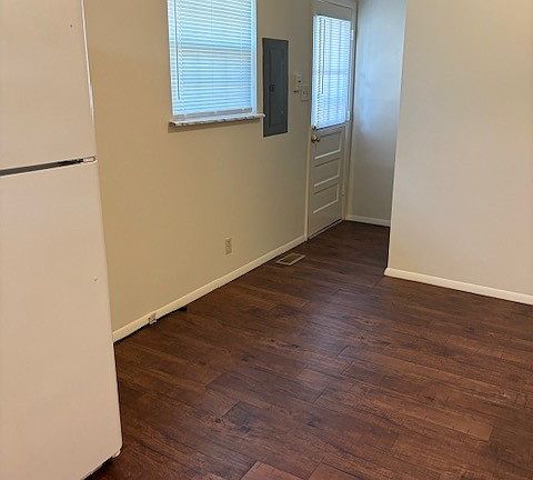 3rd image of 4602 Omer Pl